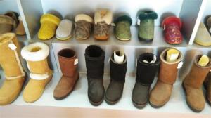 Snow boots