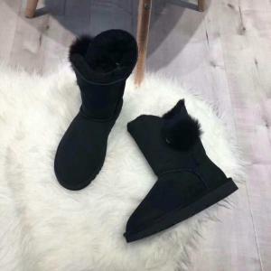 Snow boots